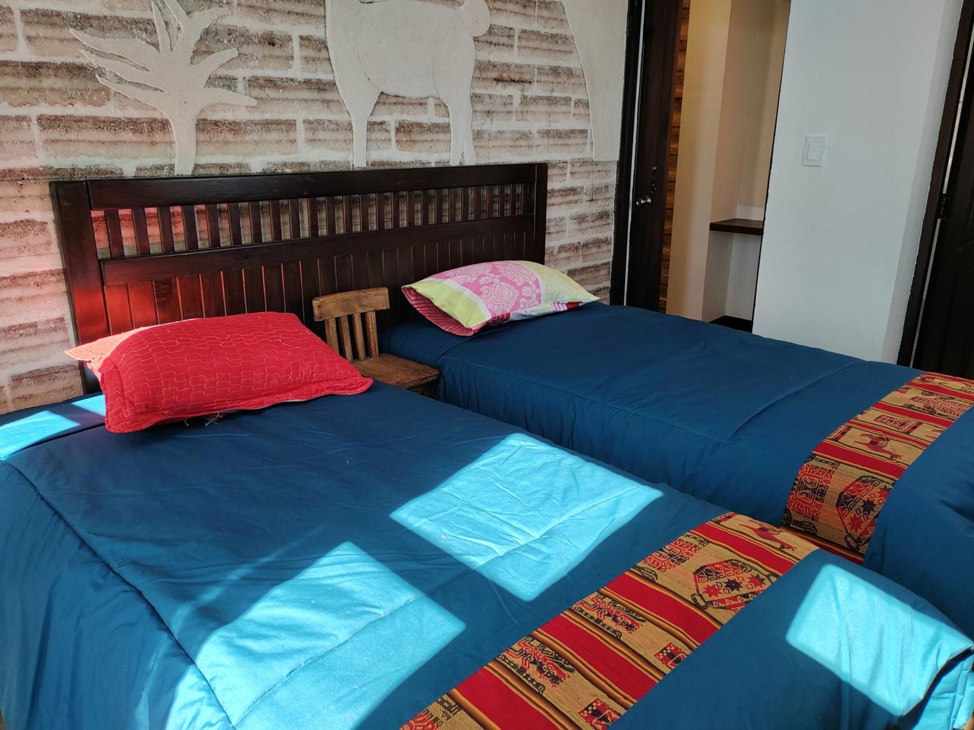 Uyuni Hostal Yokoso Bed & Breakfast Exterior photo